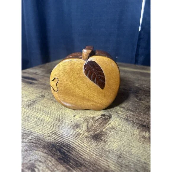 Apple Shaped Wooden Trinket Puzzle Jewelry Keepsake Box School Teacher Gift Vtg - Picture 3 of 15